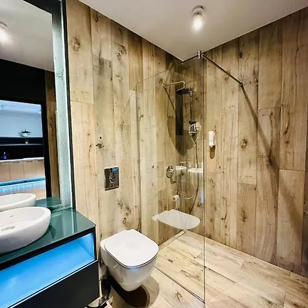 公寓 Kharisma Apartment-free Parking-ultracentral