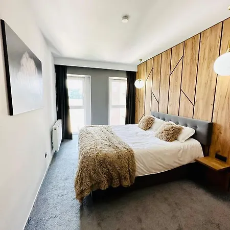 Kharisma Apartment-free Parking-ultracentral 公寓