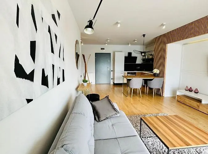 Kharisma Apartment-free Parking-ultracentral *